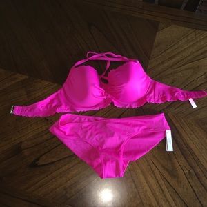 NWT Victoria Secret Getaway bikini Raspberry